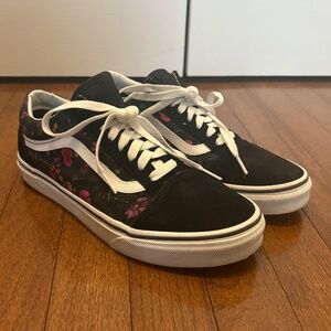Women's Flower Decal Vans